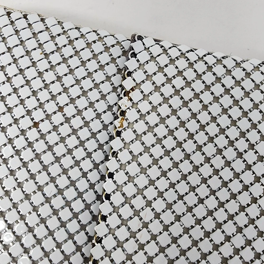 Whiting And Davis International White Metal Mesh Clutch Purse Crossbody‎ Bag VTG